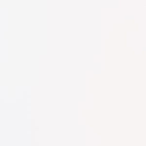 Meet your Posher, Claudia